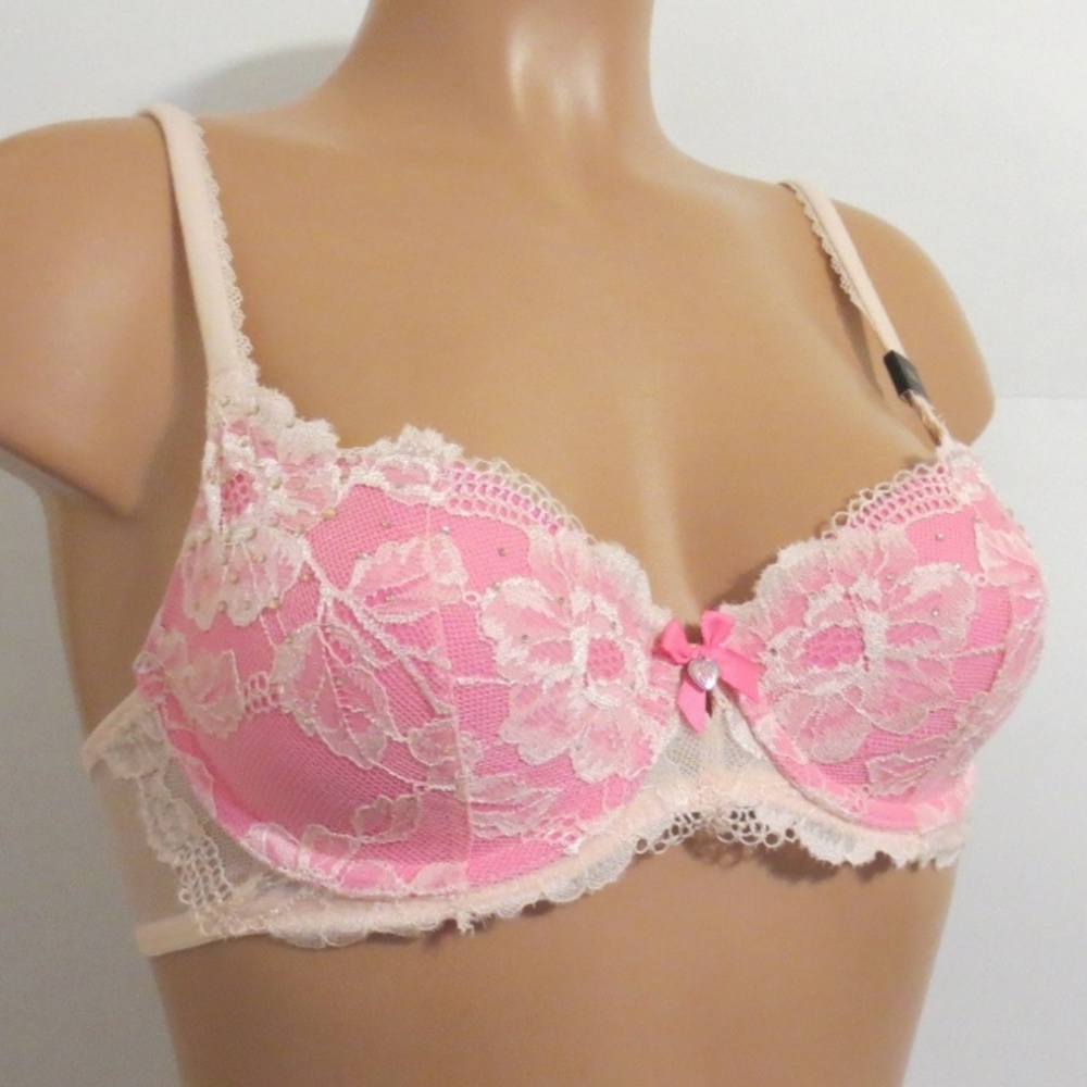 🆕Victoria's Secret Rhinestone Bra